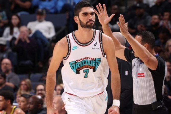 灰熊队达成续约与签约,阵容进一步补强 灰熊队达成续约与签约,阵容进一步补强